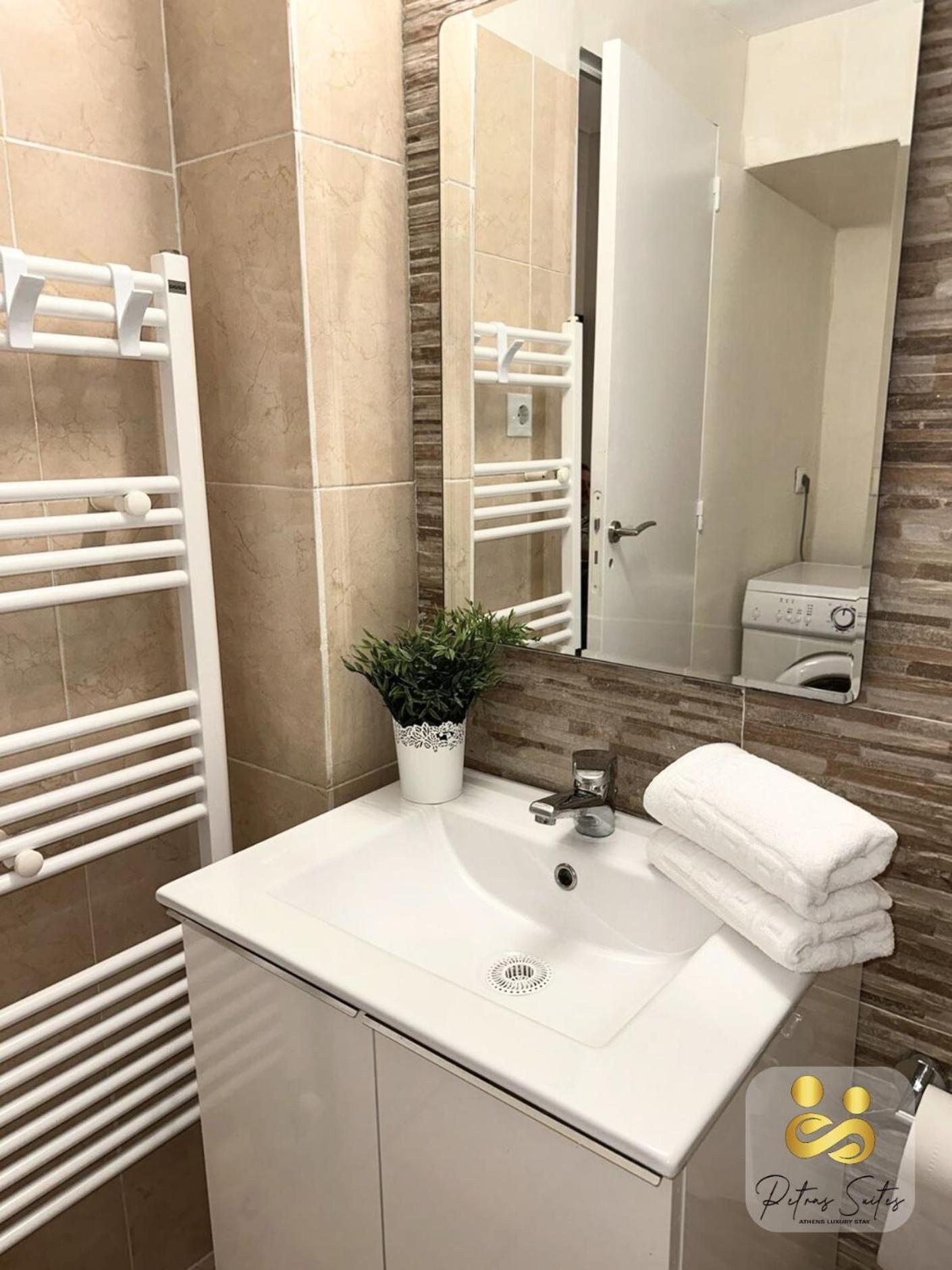 Petras Luxury Suites Ateny Zewnętrze zdjęcie