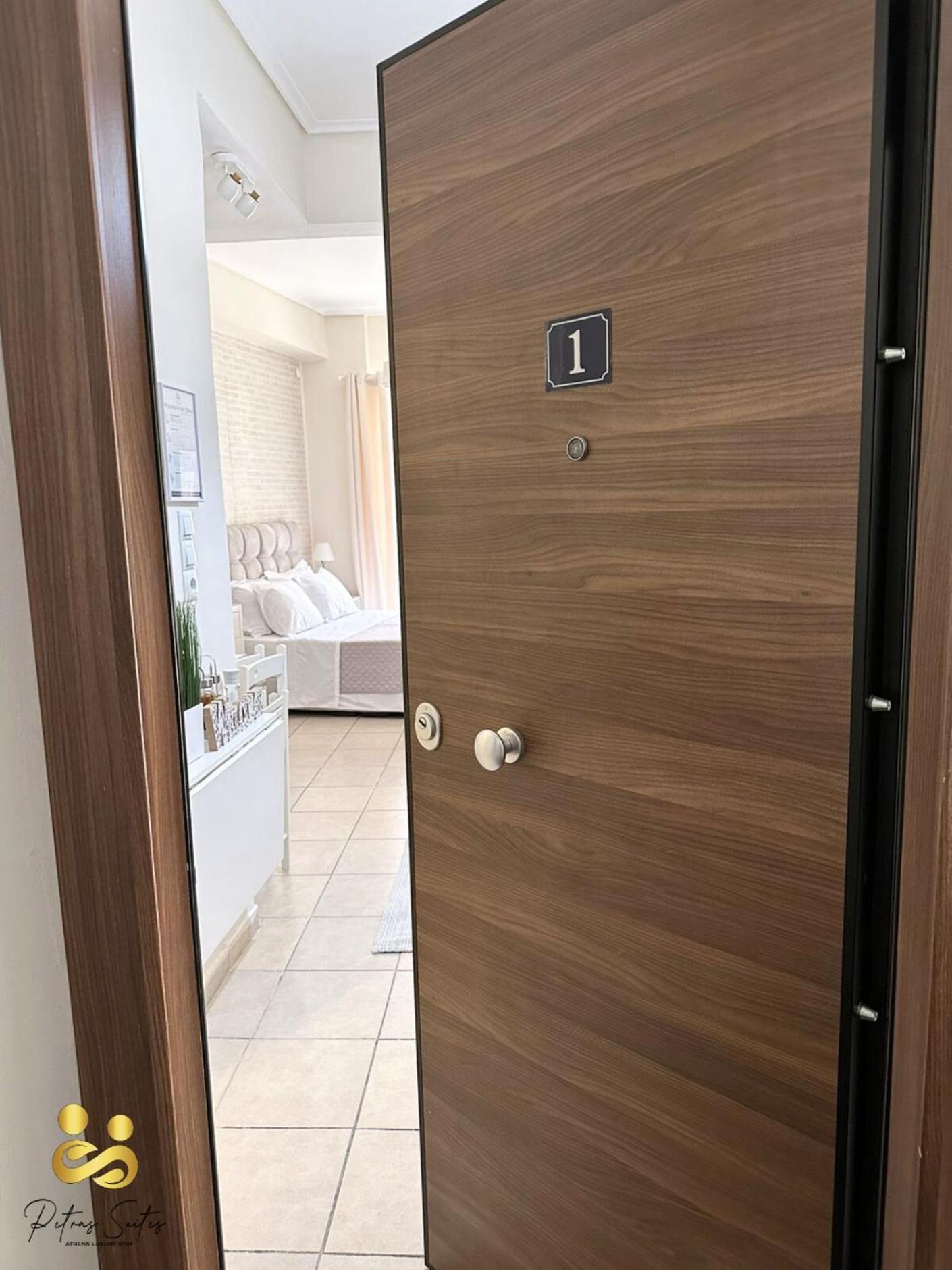 Petras Luxury Suites Ateny Zewnętrze zdjęcie
